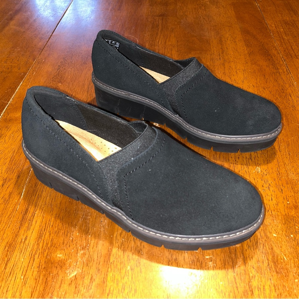 Clarks Women's Airabell Sky Slip-On Flats